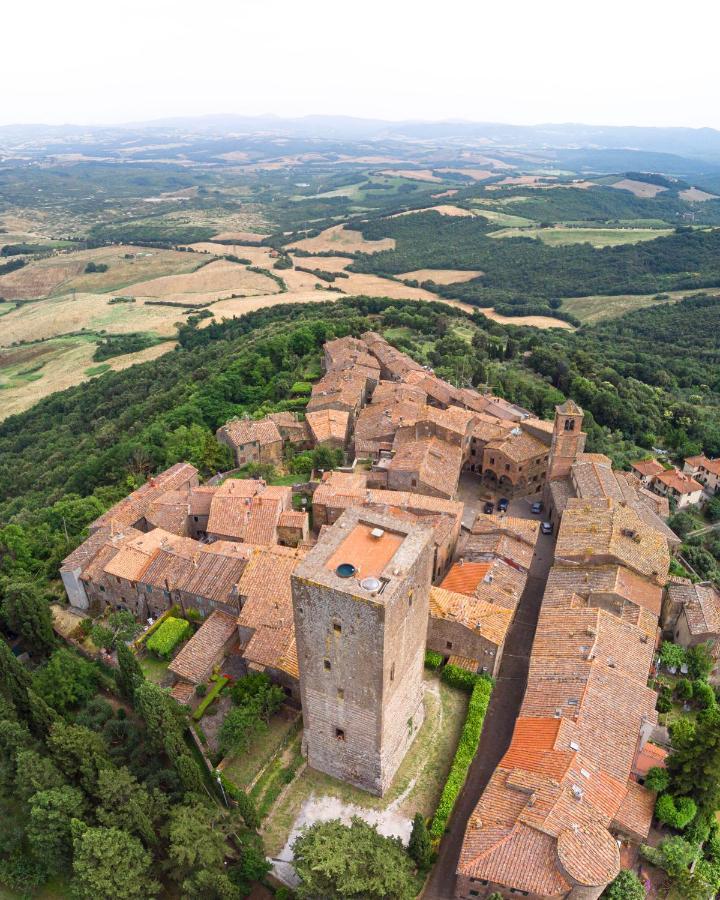 Torre Dei Belforti Montecatini Val di Cecina Luaran gambar