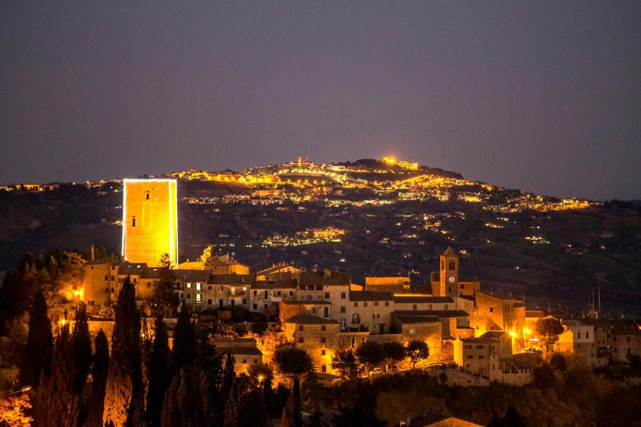 Torre Dei Belforti Montecatini Val di Cecina Luaran gambar